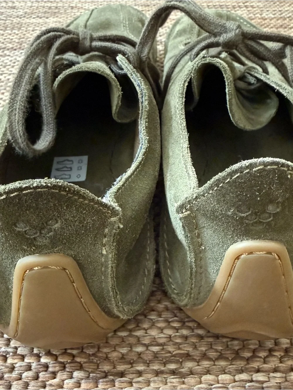 Vivo barefoot lightweight minimalist
